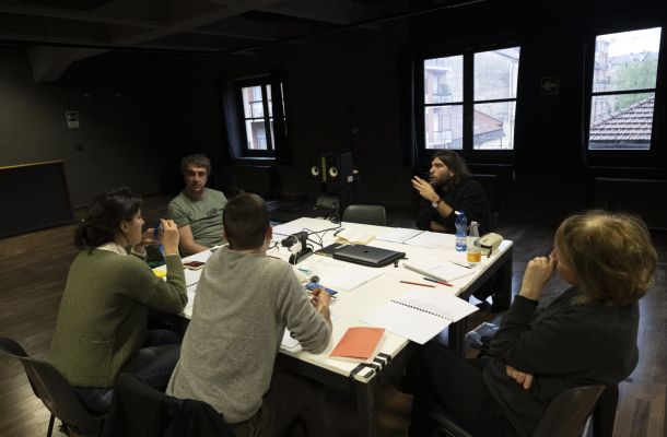 prove a tavolino ph Andrea Macchia